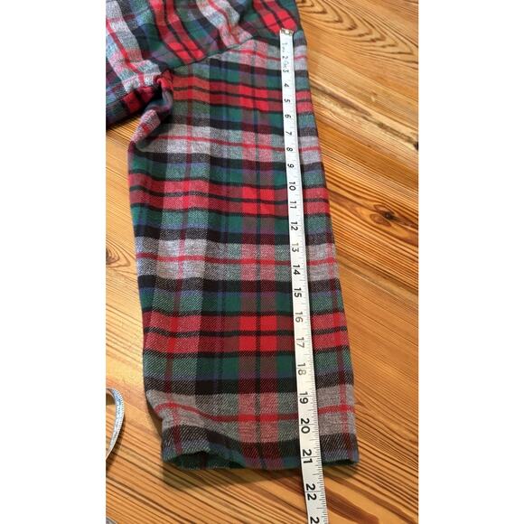 VTG Eddie Bauer Shacket Women’s LG Red Plaid Chore Coat Pockets Flannel Warm EUC - Picture 10 of 11